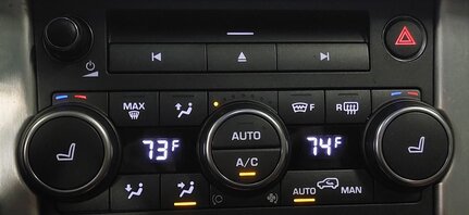 Thumbnail 2: 2014-2015 RANGE ROVER EVOQUE (L538) FRONT HEATER A/C TEMPERATURE CONTROL PANEL