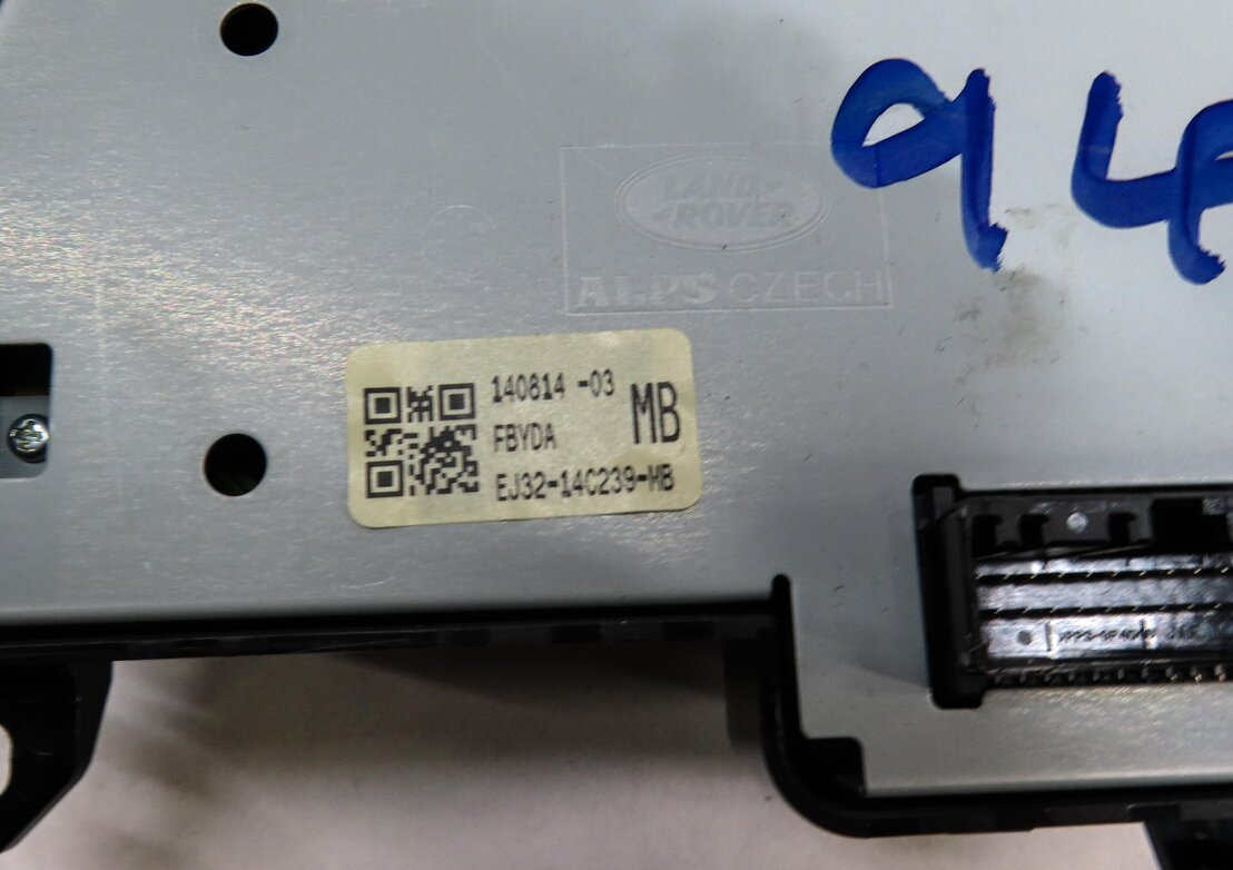 Thumbnail 6: 2014-2015 RANGE ROVER EVOQUE (L538) FRONT HEATER A/C TEMPERATURE CONTROL PANEL