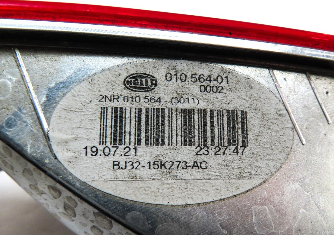 Thumbnail 5: 2012-2019 RANGE ROVER EVOQUE (L538) LEFT DRIVER REAR BUMPER TAILLIGHT LIGHT LAMP