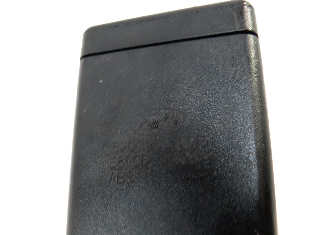 Thumbnail 6: 15 RANGE ROVER EVOQUE L538 REAR CENTER SEATBELT RETRACTOR BUCKLE RECEIVER BLACK