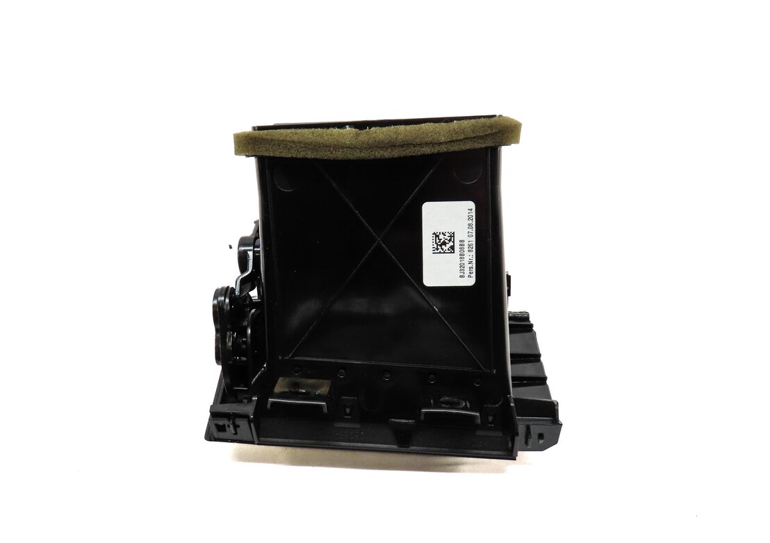 Thumbnail 4: 2015 RANGE ROVER EVOQUE (L538) FRONT RIGHT PASSENGER OUTER AC HEATER AIR VENT