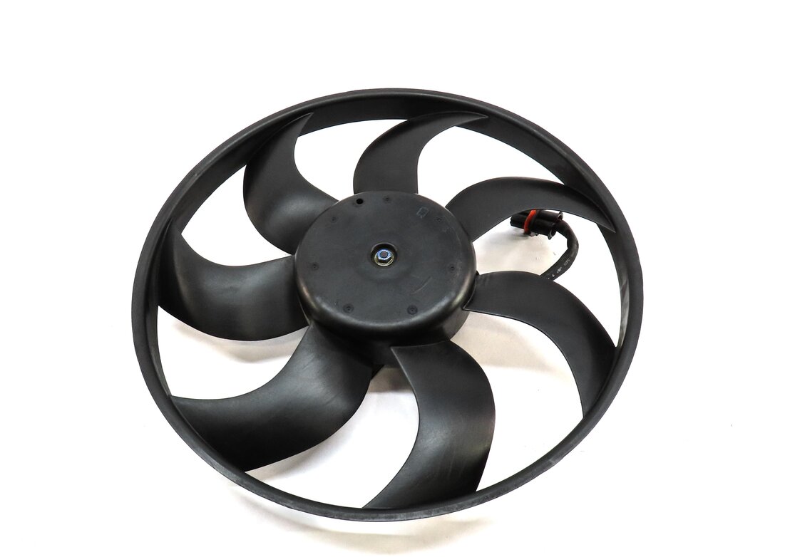 Thumbnail 2: 12-17 LR2 DISCOVERY SPORT RANGE ROVER EVOQUE (L538 L550) RADIATOR COOLING FAN
