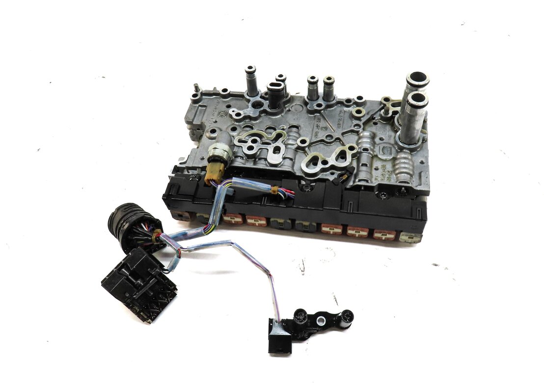 Thumbnail 2: 2014-2017 RANGE ROVER EVOQUE DISCOVERY SPORT (L538 L550) TRANSMISSION VALVE BODY