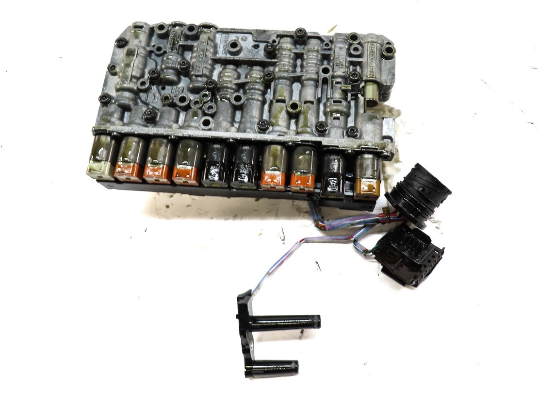Thumbnail 5: 2014-2017 RANGE ROVER EVOQUE DISCOVERY SPORT (L538 L550) TRANSMISSION VALVE BODY