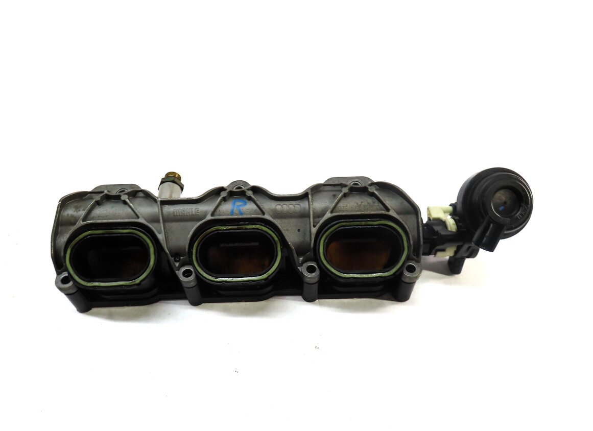 Thumbnail 2: 12-17 AUDI A6 A7 Q5 S5 SQ5 - 3.0L SUPERCHARGED - RIGHT INTAKE MANIFOLD DIFFUSER