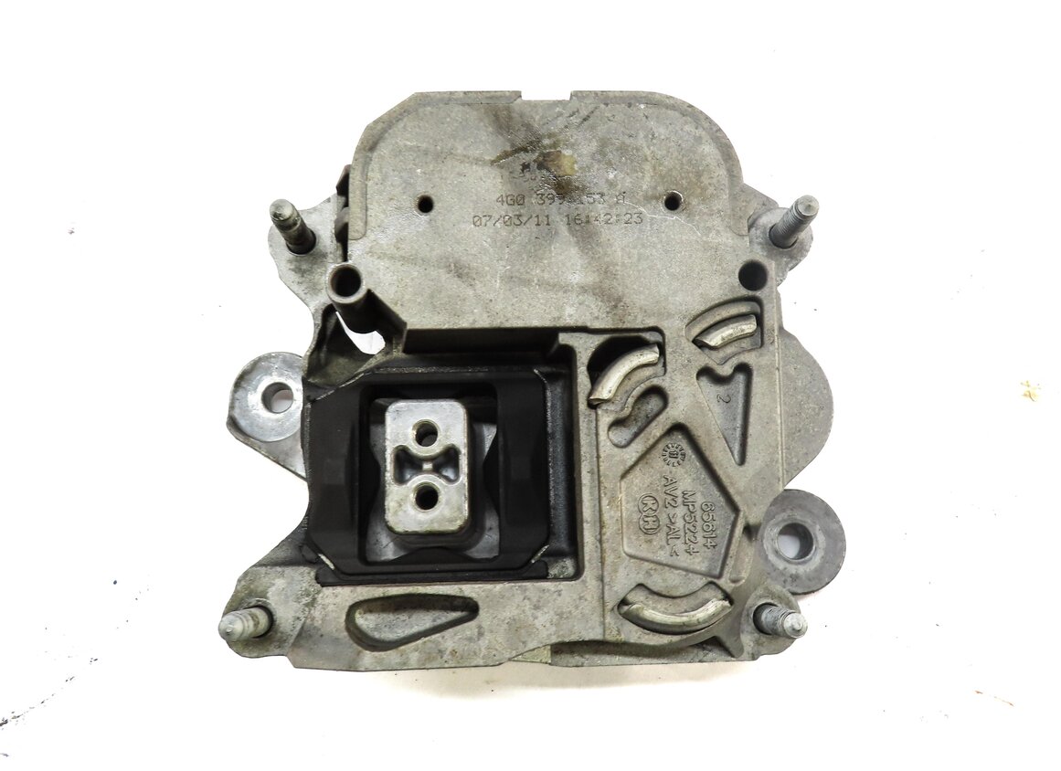 Thumbnail 4: 2012 AUDI A7 (C7 4G8) 3.0L SUPER CGXB ENGINE AUTO AWD TRANSMISSION MOUNT BRACKET