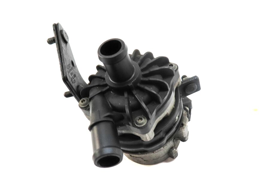 2012 AUDI A7 C7 4G8 3.0L SUPER CGXB ENGINE ELECTRIC AUXILIARY WATER COOLANT PUMP