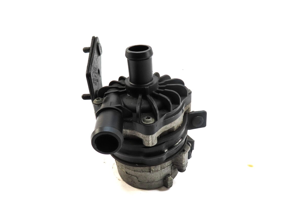 Thumbnail 2: 2012 AUDI A7 C7 4G8 3.0L SUPER CGXB ENGINE ELECTRIC AUXILIARY WATER COOLANT PUMP