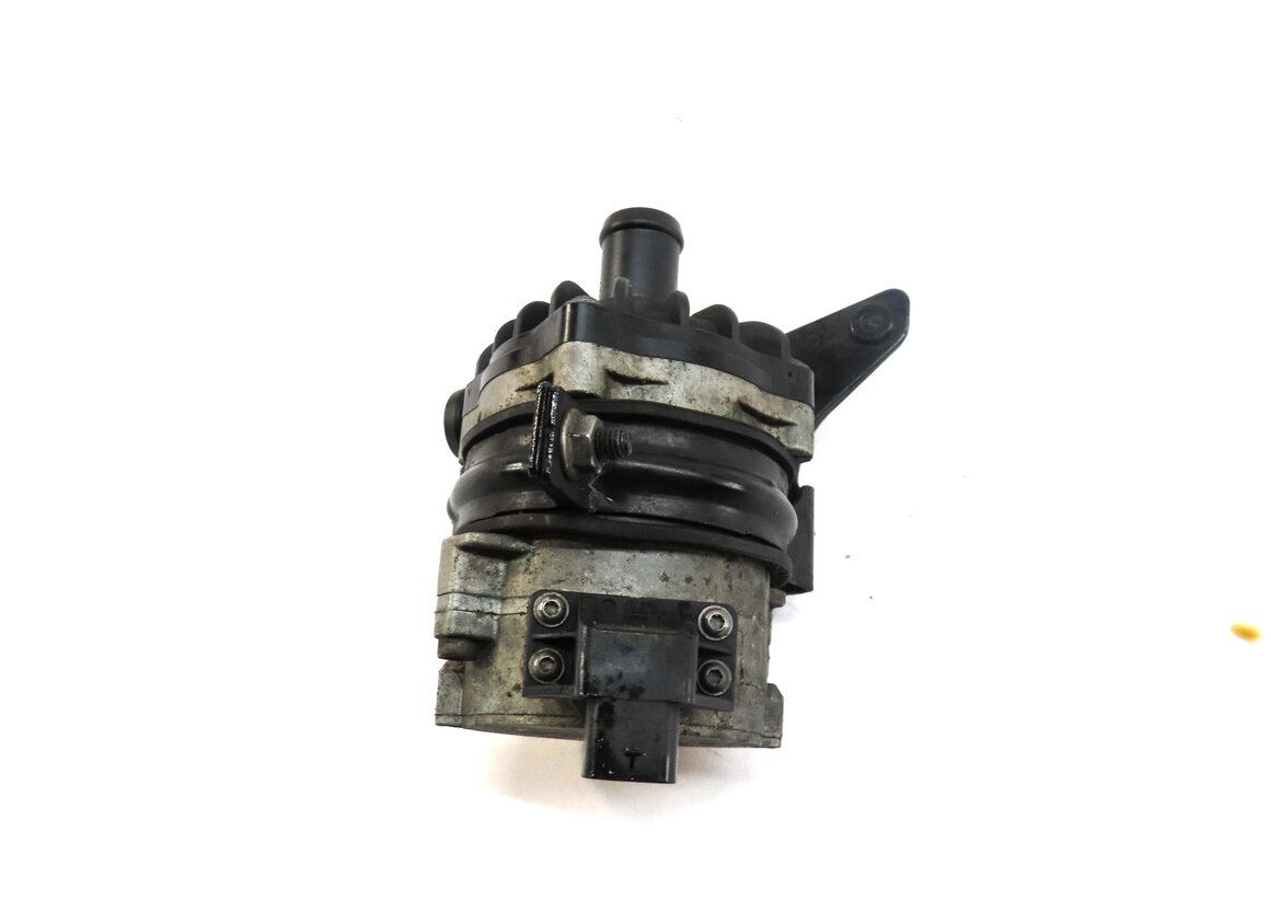 Thumbnail 3: 2012 AUDI A7 C7 4G8 3.0L SUPER CGXB ENGINE ELECTRIC AUXILIARY WATER COOLANT PUMP