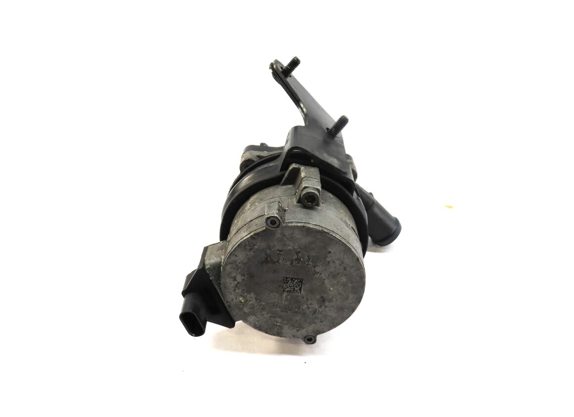 Thumbnail 5: 2012 AUDI A7 C7 4G8 3.0L SUPER CGXB ENGINE ELECTRIC AUXILIARY WATER COOLANT PUMP