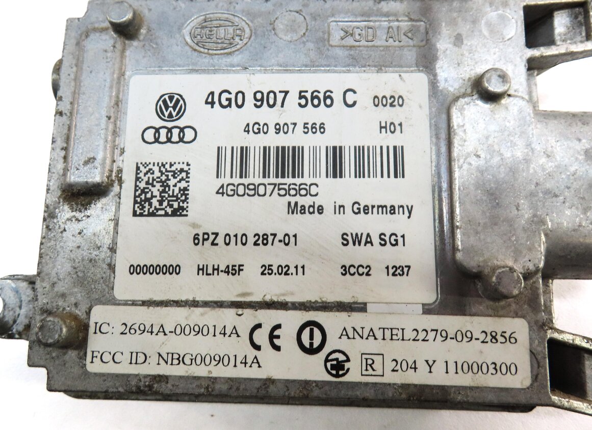 Thumbnail 4: 2012-2015 AUDI A7 S7 RS7 (C7 4G8) BLIND SPOT ALERT CONTROL MODULE (MASTER)