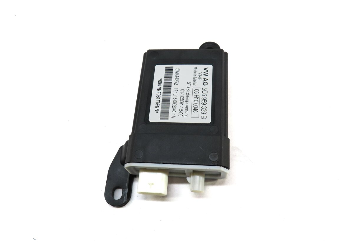 Thumbnail 3: 2012 AUDI A7 (C7 4G8) FRONT RIGHT PASSENGER SEAT OCCUPANCY SENSOR MODULE