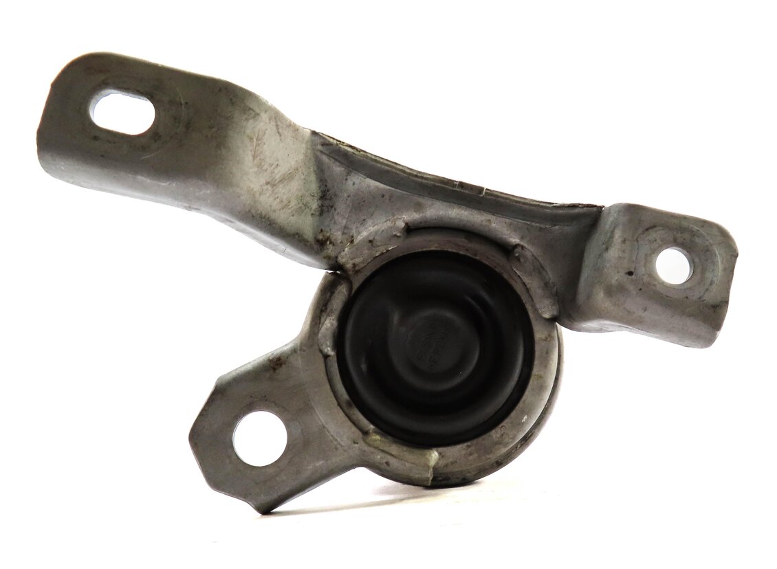 Thumbnail 3: 2013 RANGE ROVER EVOQUE (L538) 2.0L TURBO RIGHT ENGINE MOTOR MOUNT BRACKET