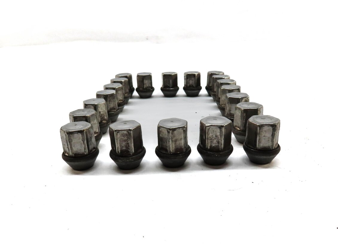 Thumbnail 4: 2008-2020 LAND ROVER LR2 DISCOVERY SPORT RANGE ROVER EVOQUE VALAR LUG NUT SET/20