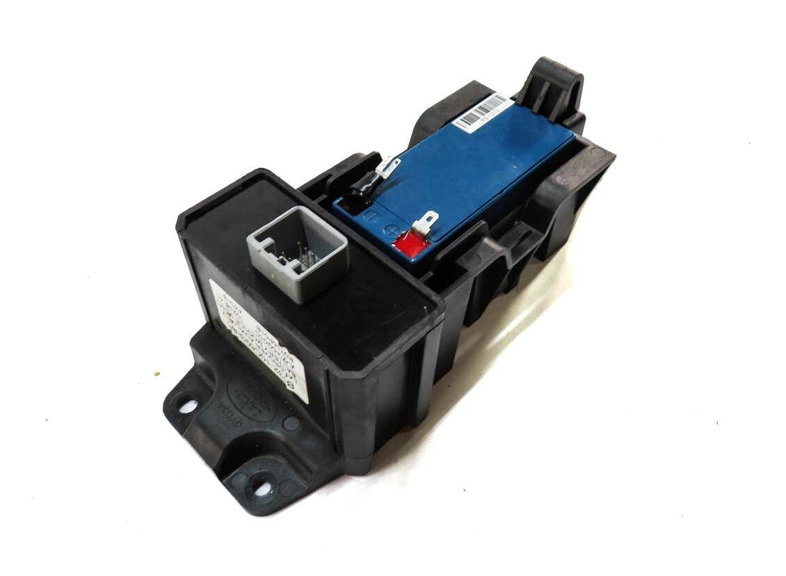 Thumbnail 2: 2013 RANGE ROVER EVOQUE (L538) AUXILIARY AUX BATTERY w/ BRACKET BJ3210C693AC
