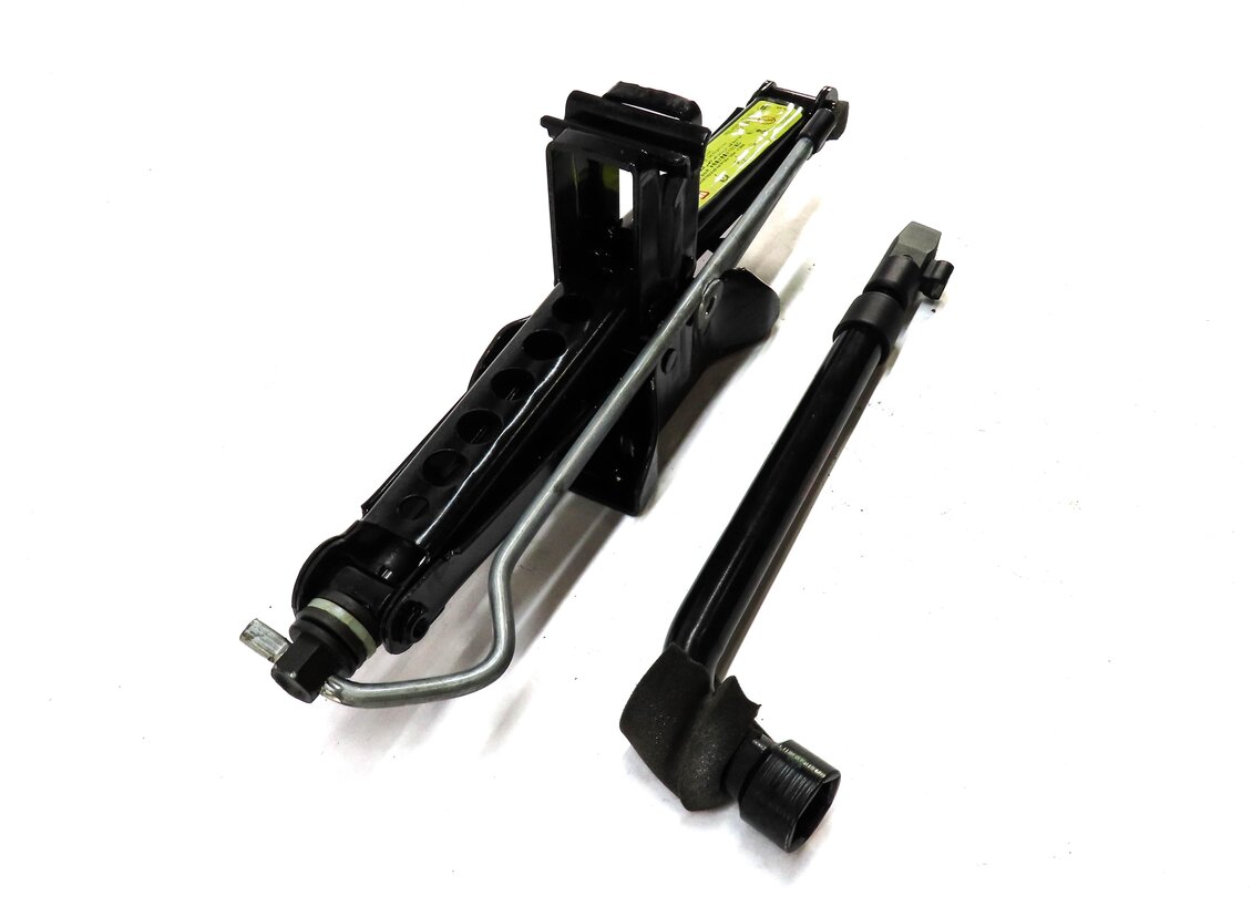 Thumbnail 2: 12-19 RANGE ROVER EVOQUE (L538) EMERGENCY SPARE TIRE JACK WRENCH TOOL