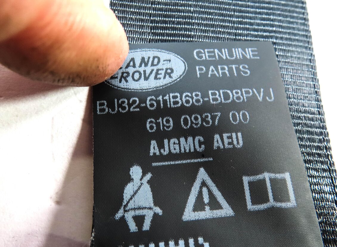 Thumbnail 5: 2013 RANGE ROVER EVOQUE (L538) REAR RIGHT SEATBELT SEAT BELT RETRACTOR (BLACK)