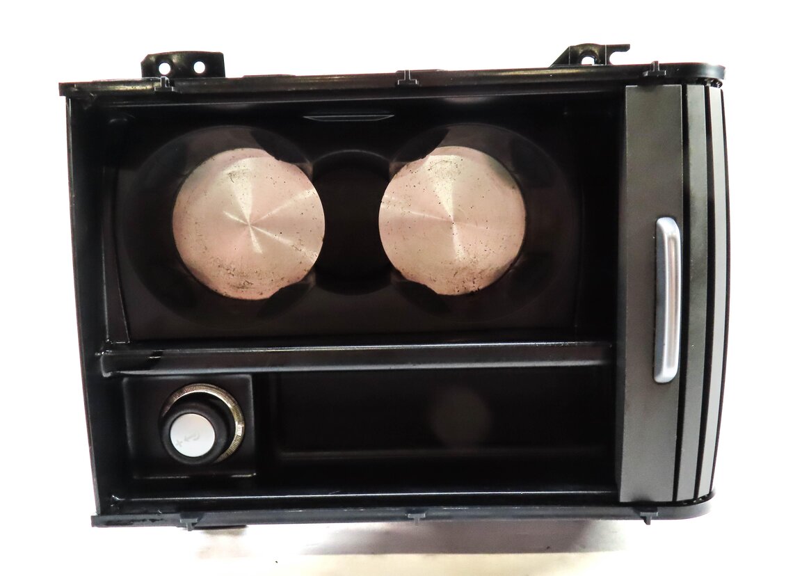 Thumbnail 3: 2013 RANGE ROVER EVOQUE (L538) FRONT CENTER CONSOLE CUP HOLDER w/ 12v SOCKET