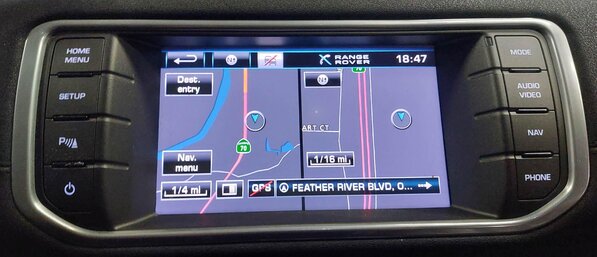 Thumbnail 2: 12-15 RANGE ROVER EVOQUE (L538) RADIO STEREO NAVIGATION SWITCH PANEL SCREEN TRIM
