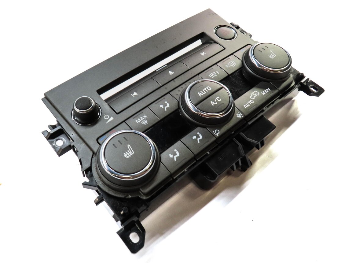 Thumbnail 3: 12-13 RANGE ROVER EVOQUE (L538) HEATER A/C TEMPERATURE CONTROL w/ HEATED SEAT
