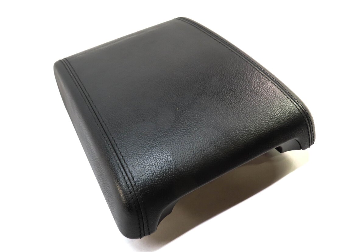 Thumbnail 1: 2012-2015 RANGE ROVER EVOQUE (L538) FRONT CENTER CONSOLE ARMREST LID (BLACK)