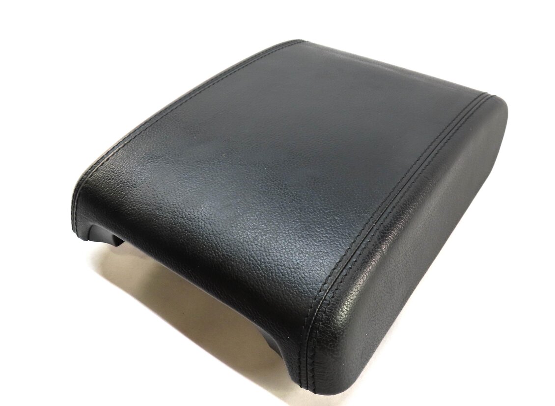 Thumbnail 2: 2012-2015 RANGE ROVER EVOQUE (L538) FRONT CENTER CONSOLE ARMREST LID (BLACK)