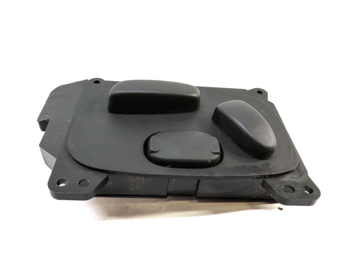 Thumbnail 3: 2013 RANGE ROVER EVOQUE (L538) FRONT RIGHT PASSENGER SEAT ADJUST SWITCH (BLACK)