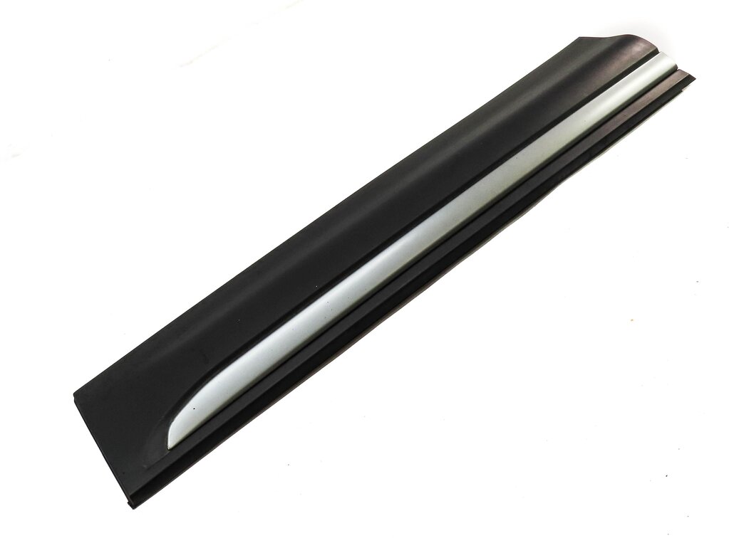 Thumbnail 3: 2013 RANGE ROVER EVOQUE (L538) FRONT RIGHT PASSENGER DOOR LOWER MOULDING TRIM