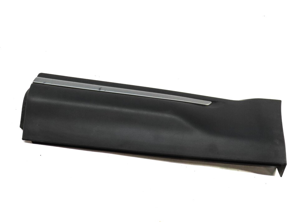 2013 RANGE ROVER EVOQUE (L538) REAR LEFT SIDE DOOR LOWER MOULDING RUNNER TRIM