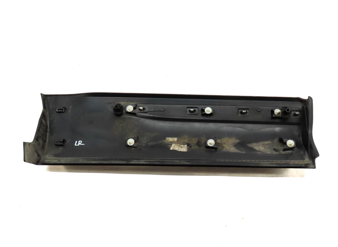 Thumbnail 4: 2013 RANGE ROVER EVOQUE (L538) REAR LEFT SIDE DOOR LOWER MOULDING RUNNER TRIM