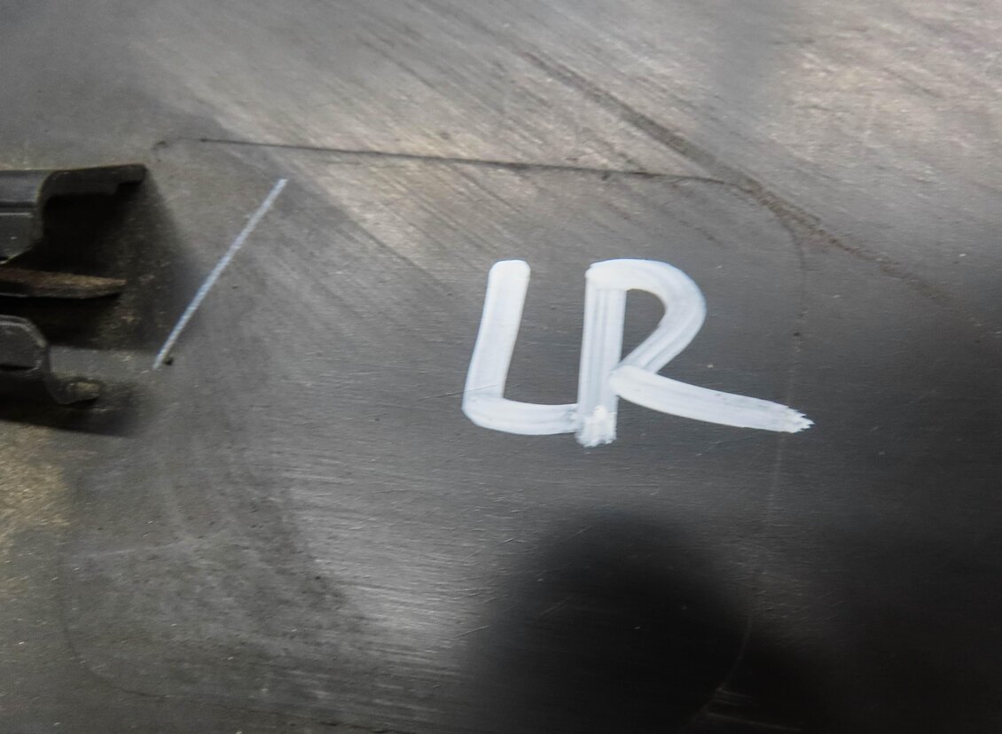 Thumbnail 5: 2013 RANGE ROVER EVOQUE (L538) REAR LEFT SIDE DOOR LOWER MOULDING RUNNER TRIM