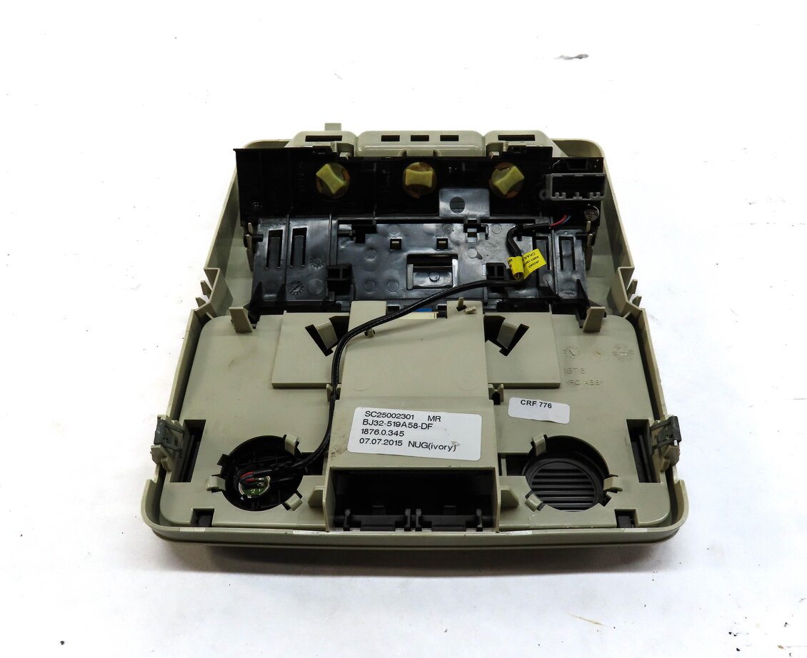 Thumbnail 5: 2013 RANGE ROVER EVOQUE (L538) FRONT ROOF DOME LIGHT (BEIGE) BJ32519A58DF