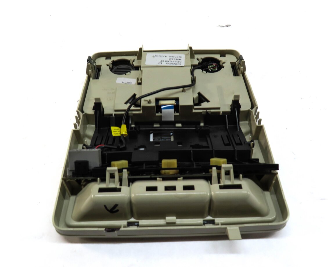 Thumbnail 6: 2013 RANGE ROVER EVOQUE (L538) FRONT ROOF DOME LIGHT (BEIGE) BJ32519A58DF