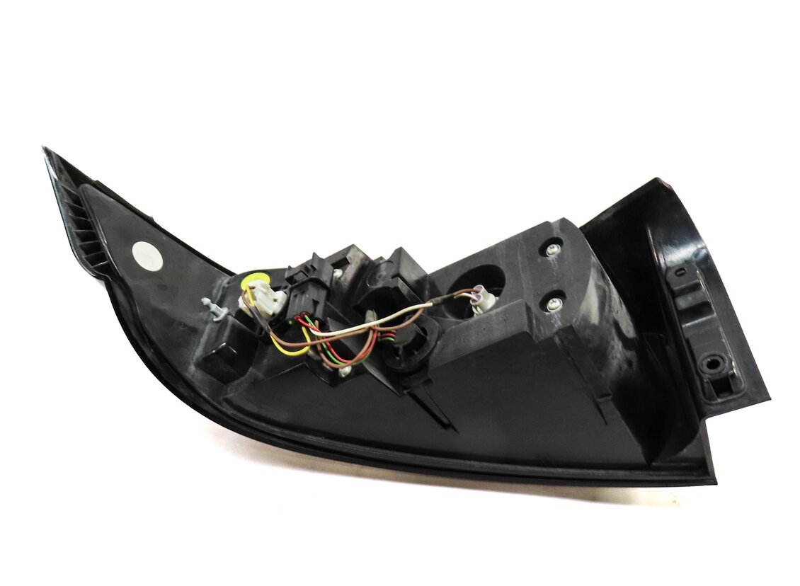 Thumbnail 5: 2012-2015 RANGE ROVER EVOQUE (L538) RIGHT PASSENGER TAILLIGHT BRAKE LIGHT LAMP