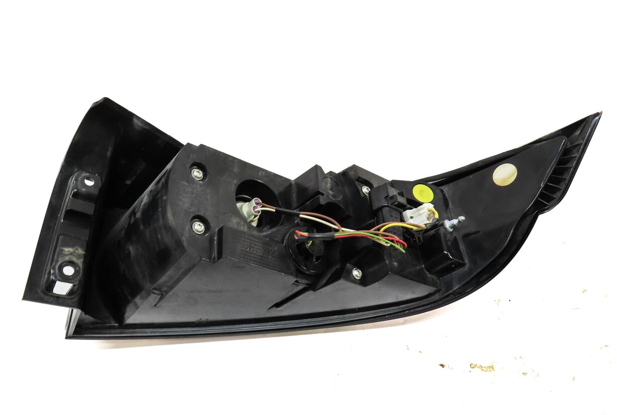 Thumbnail 5: 2012-2015 RANGE ROVER EVOQUE (L538) LEFT DRIVER TAILLIGHT BRAKE LIGHT LAMP