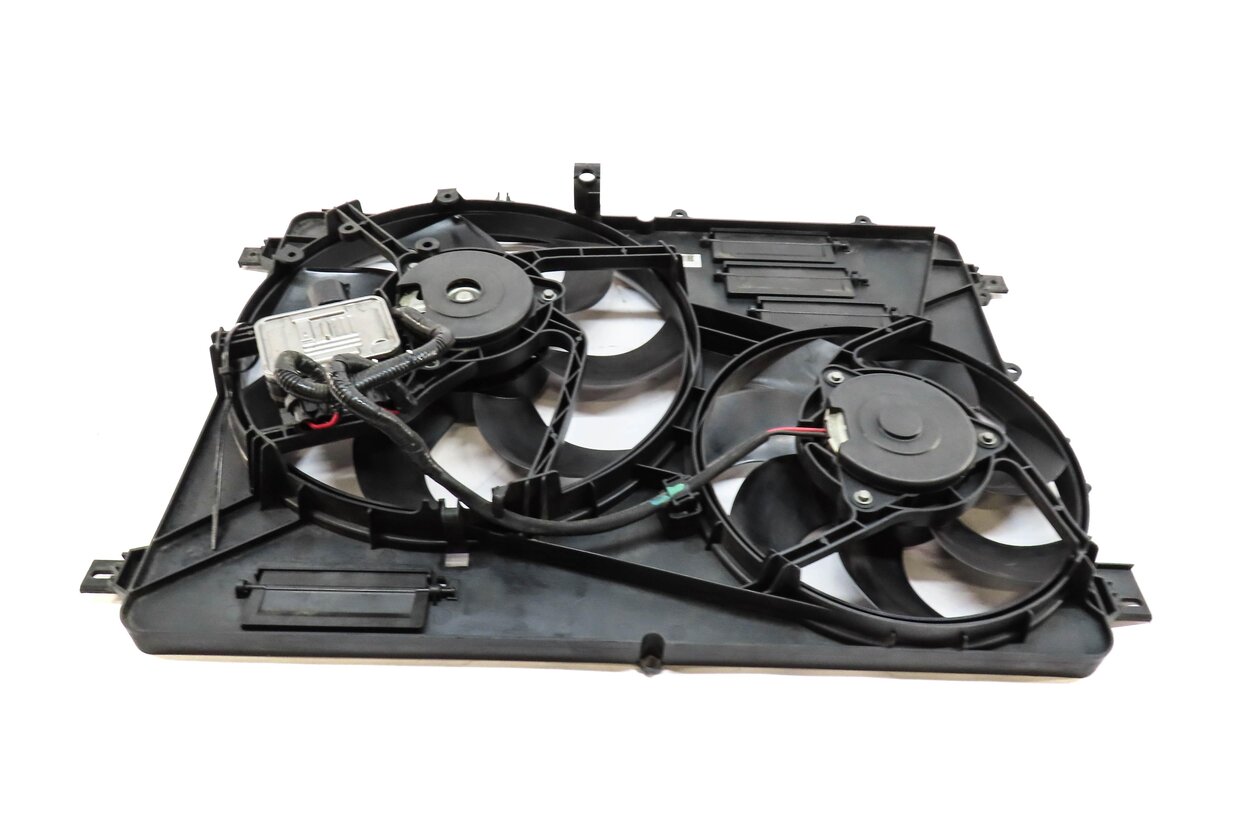 Thumbnail 4: 12-17 LR2 DISCOVERY SPORT RANGE ROVER EVOQUE (L538 L550) RADIATOR COOLING FAN