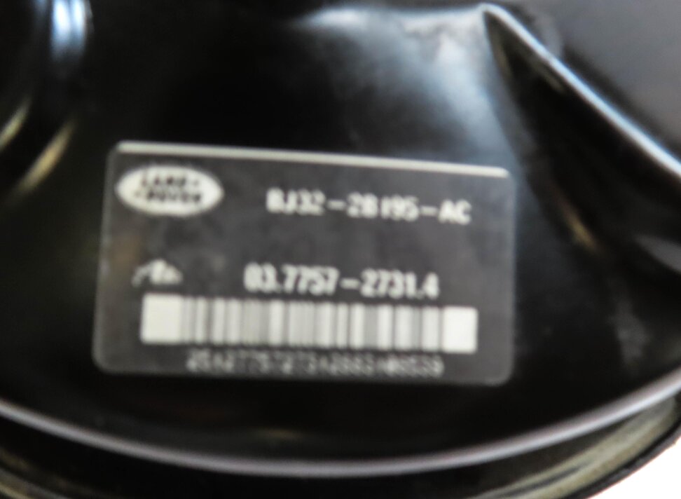 Thumbnail 6: 2012-2015 RANGE ROVER EVOQUE (L538) POWER BRAKE BOOSTER w/ MASTER CYLINDER