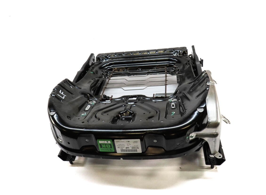 Thumbnail 2: 2012-2015 RANGE ROVER EVOQUE (L538) LEFT FRONT DRIVER 8-WAY SEAT TRACK w/ MOTORS