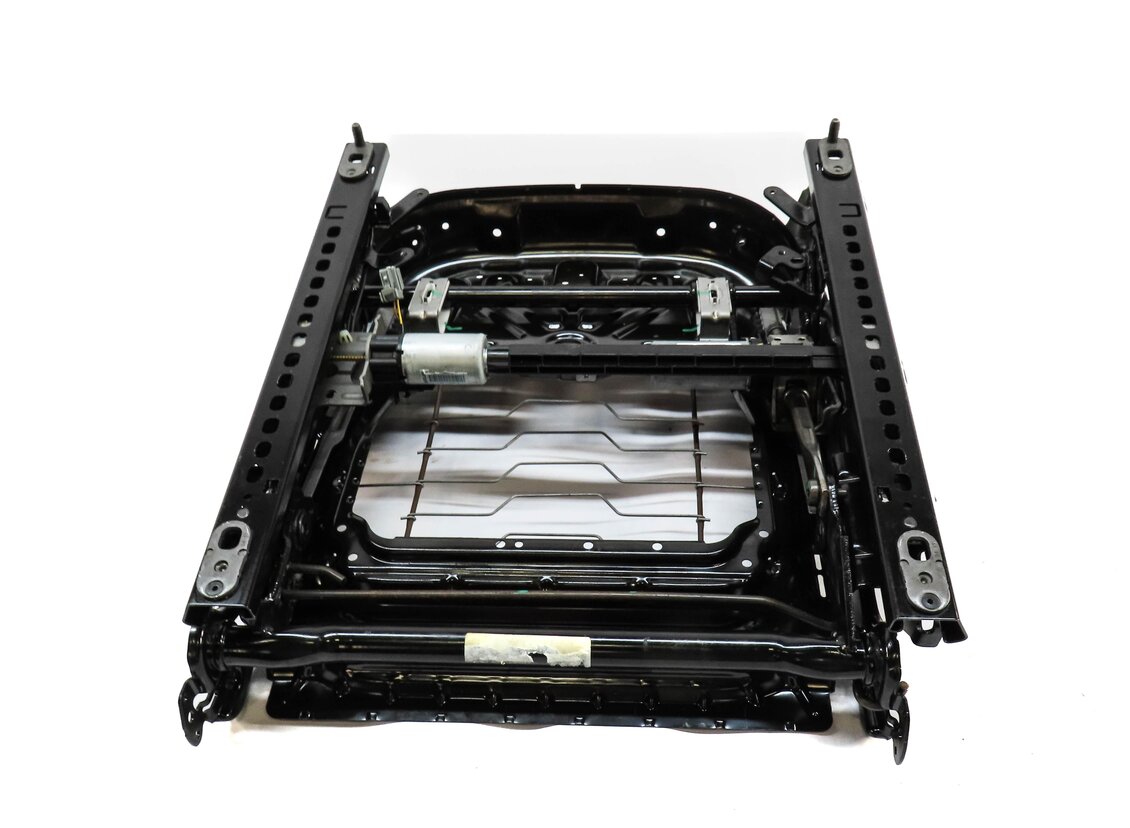 Thumbnail 5: 2012-2015 RANGE ROVER EVOQUE (L538) LEFT FRONT DRIVER 8-WAY SEAT TRACK w/ MOTORS