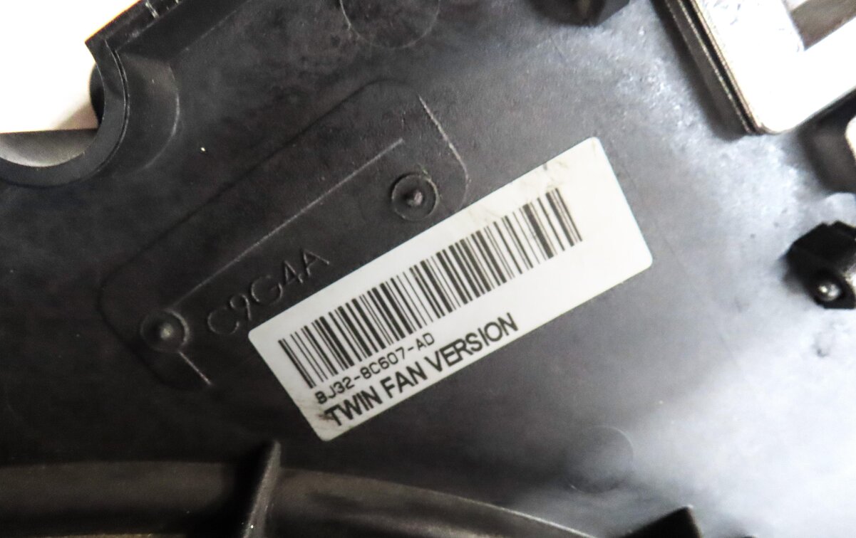 Thumbnail 6: 12-17 LR2 DISCOVERY SPORT RANGE ROVER EVOQUE (L538 L550) RADIATOR COOLING FAN