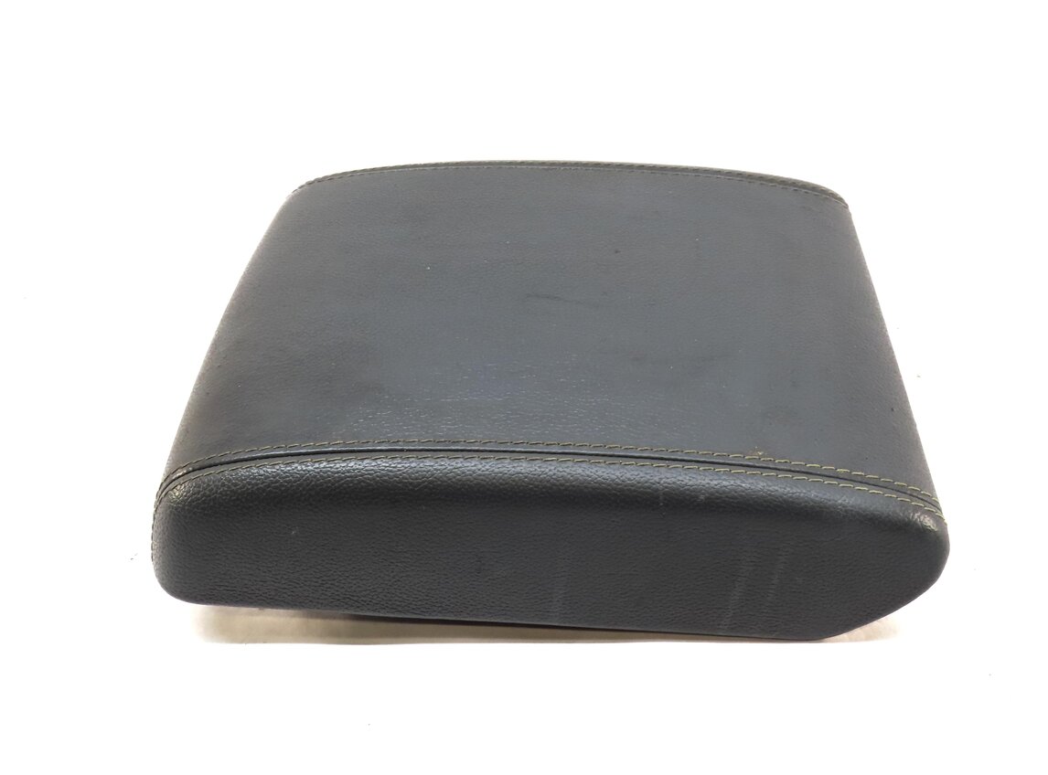 Thumbnail 3: 2012-2015 RANGE ROVER EVOQUE (L538) FRONT CENTER CONSOLE ARMREST LID (BLACK)