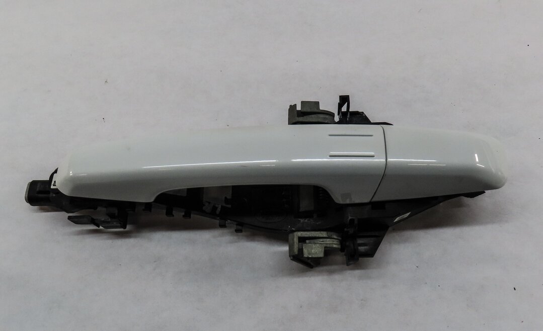 Thumbnail 2: 12-17 RANGE ROVER SPORT EVOQUE (L405 L494) LEFT REAR PASSIVE DOOR HANDLE (WHITE)