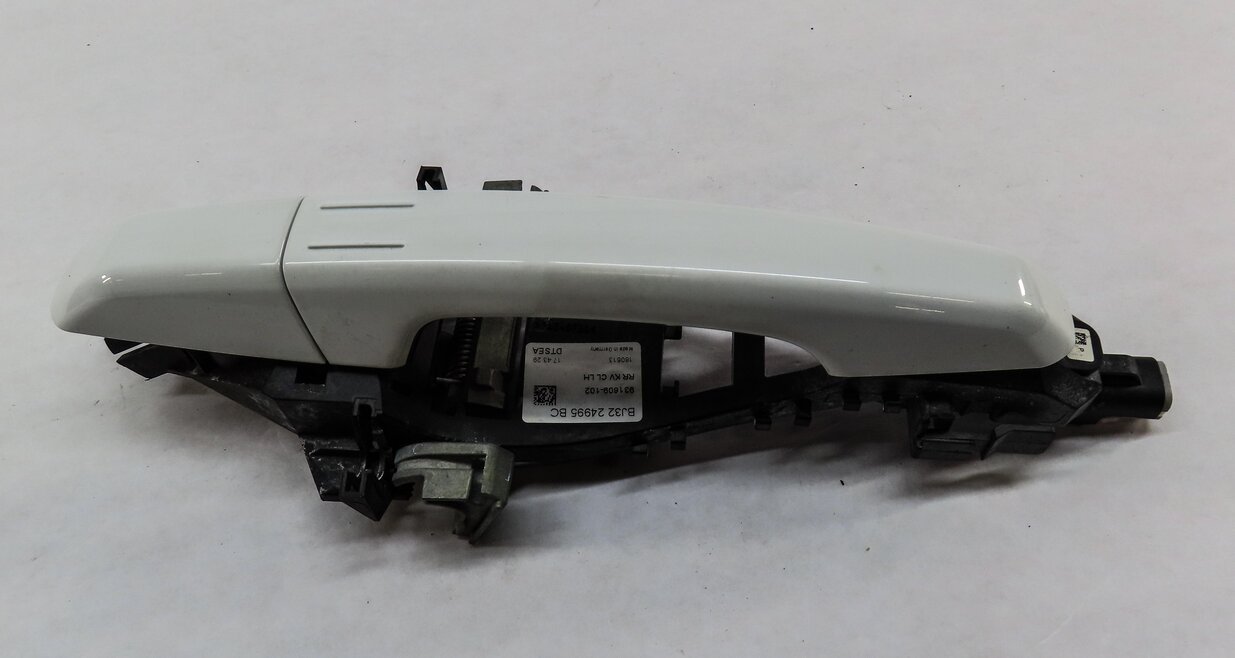 Thumbnail 3: 12-17 RANGE ROVER SPORT EVOQUE (L405 L494) LEFT REAR PASSIVE DOOR HANDLE (WHITE)
