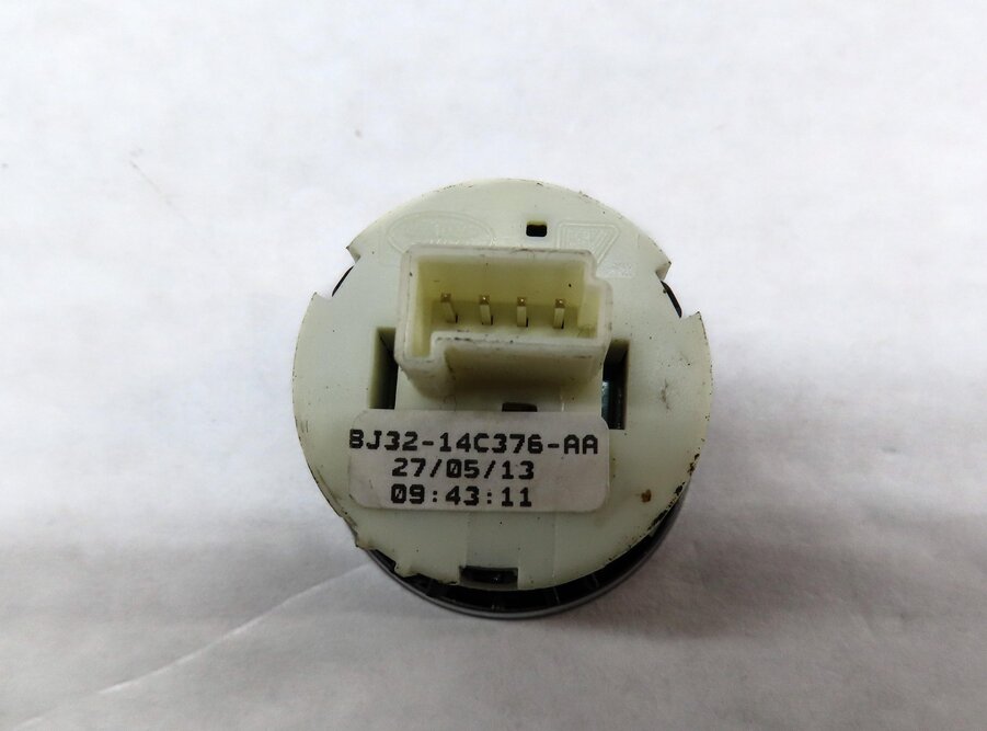 Thumbnail 3: 12-19 RANGE ROVER EVOQUE (L538) IGNITION SWITCH ENGINE START STOP SWITCH BUTTON
