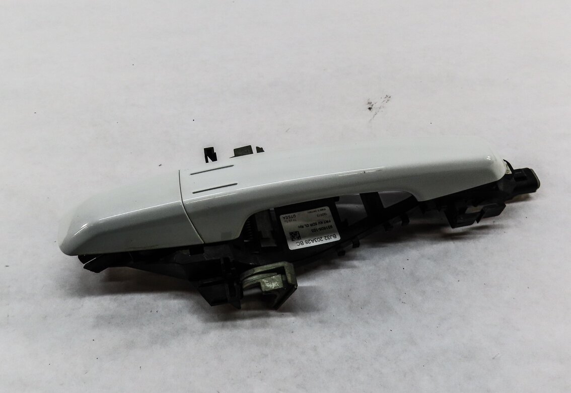 12-17 RANGE ROVER SPORT EVOQUE (L405 L494) RIGHT FRONT PASSIVE DOOR HANDLE WHITE