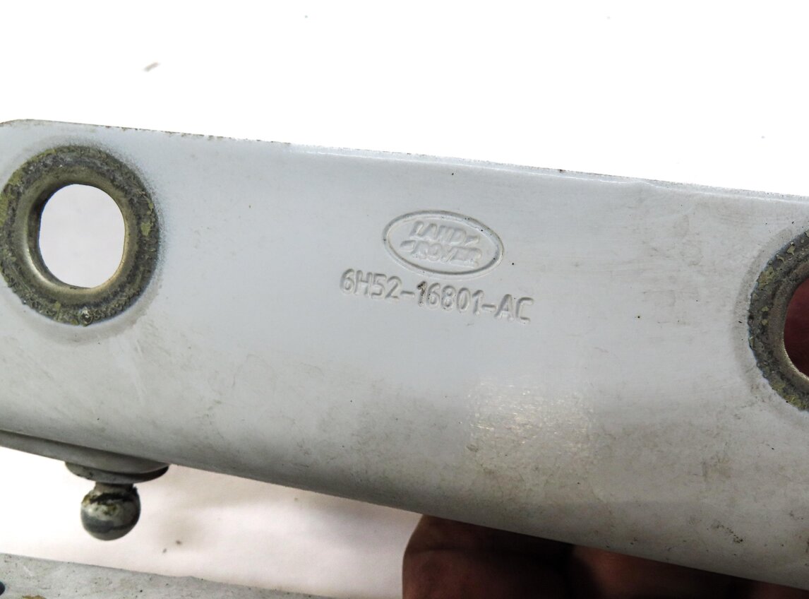 Thumbnail 5: 08-19 LAND ROVER LR2 RANGE ROVER EVOQUE (L538) FRONT HOOD HINGE SET (FUJI WHITE)