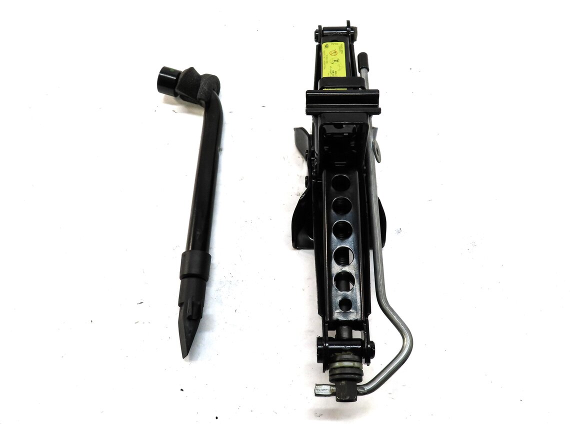 Thumbnail 2: 12-19 RANGE ROVER EVOQUE (L538) EMERGENCY SPARE TIRE JACK & WRENCH