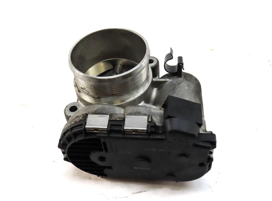 Thumbnail 3: 2012-2015 LAND ROVER LR2 / RANGE ROVER EVOQUE (L538) 2.0L TURBO THROTTLE BODY