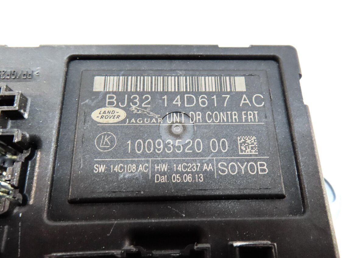 Thumbnail 6: 2013 LAND RANGE ROVER EVOQUE (L538) FRONT RIGHT PASSENGER DOOR CONTROL MODULE