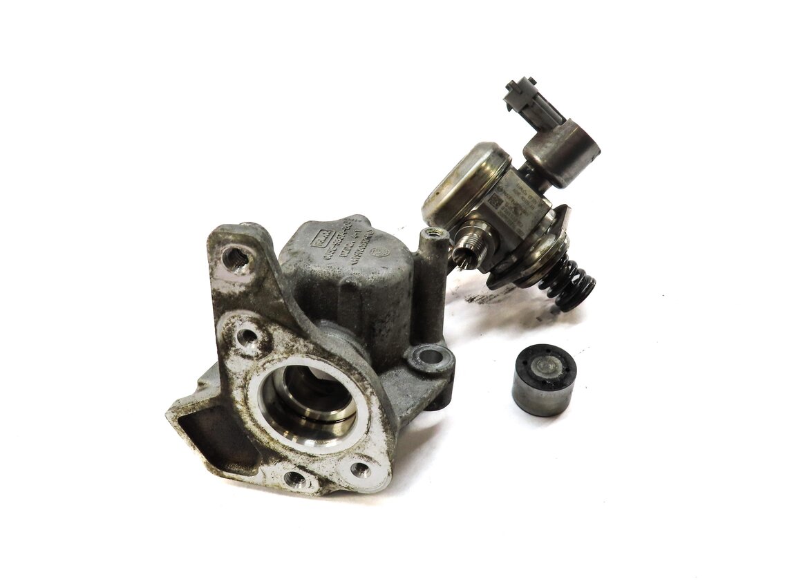 Thumbnail 2: 12-17 LR2 DISCOVERY SPORT RANGE ROVER EVOQUE (L538 L550) HIGH PRESSURE FUEL PUMP